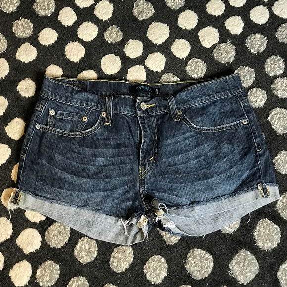 Levi's Pants - Closet Cleanout! Levi’s Cutoff Denim